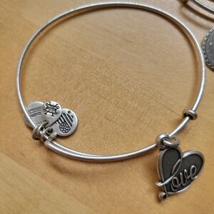 Love charm bracelet